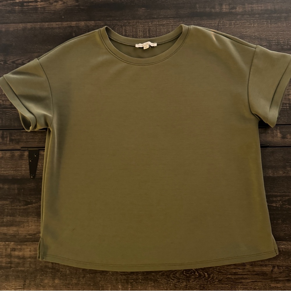 Green Envelope brand - Forest Green super soft women’s tunic - Size Large